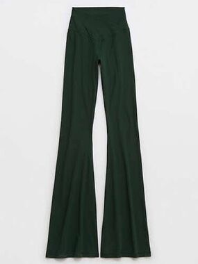 OFFLINE by Aerie Ribbed Pocket Foldover Flare Legging | Forest Green Yoga Pants